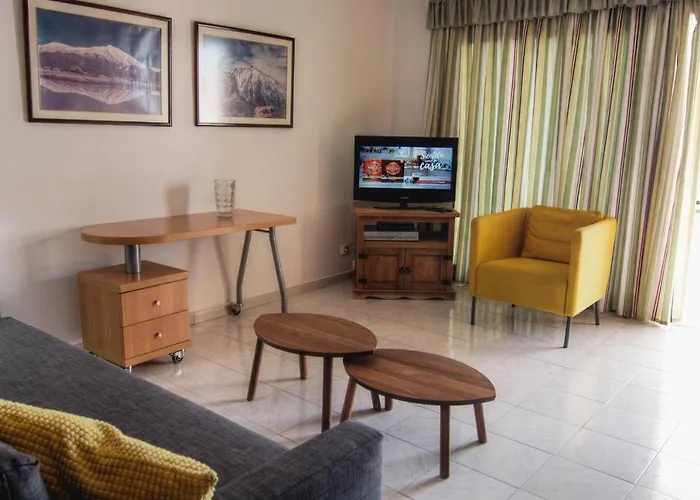 Casa Annie, Con Jardin Y Cerca La Playa דירה לוס כריסטיאנוס