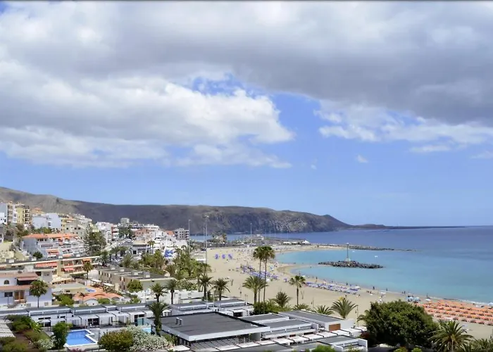 Casa Annie, Con Jardin Y Cerca La Playa דירה לוס כריסטיאנוס