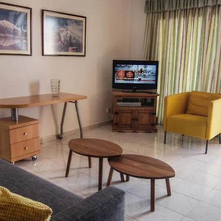 Casa Annie, Con Jardín Y Cerca La Playa Apartamento Los Cristianos (Tenerife)